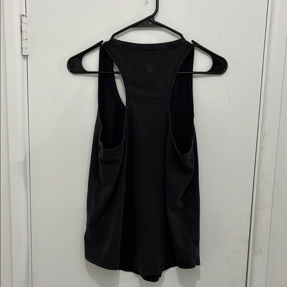 Black Sleeveless Women's Top - Picture 2 of 2
